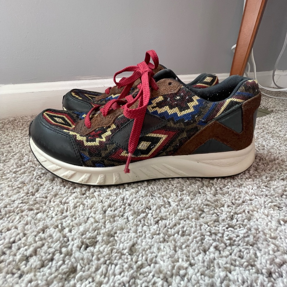 SAS Airhon Non Slip Lace Up Sneaker Size 8 W